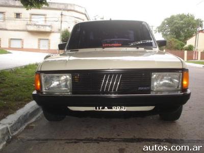 Can be a great car for some serios men! Modelo 1987   95000 km   Nafta   el coche tiene carburador de fiat 1 limado, .