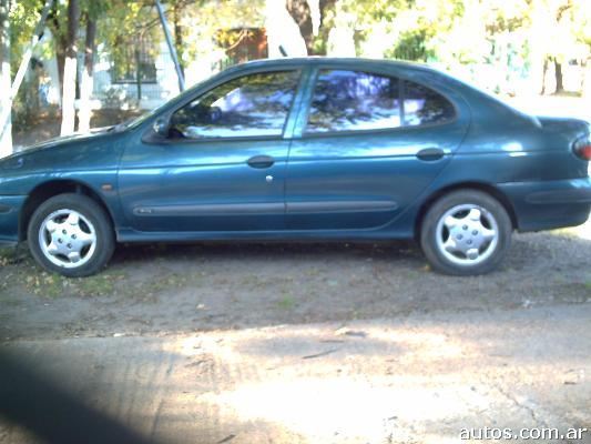 Renault Megane Rxe