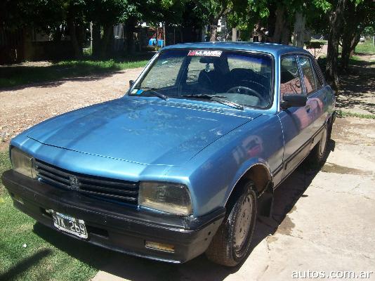 Peugeot 504 diesel en Merlo