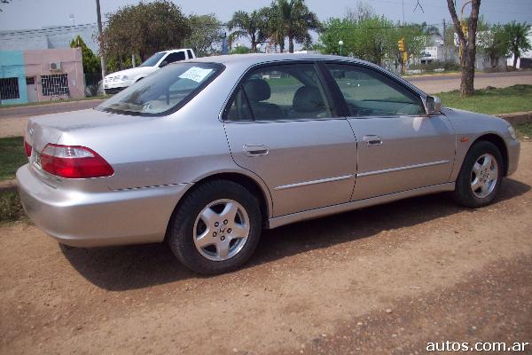 Carro honda 2000 precio #5